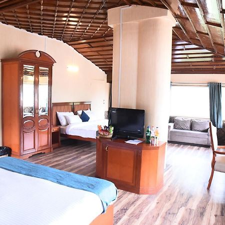 Hotel Skylark Nainital Exterior photo