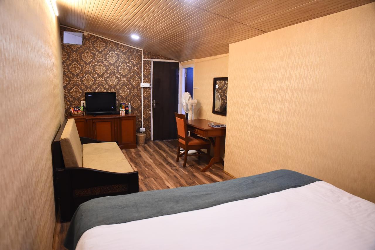 Hotel Skylark Nainital Exterior photo
