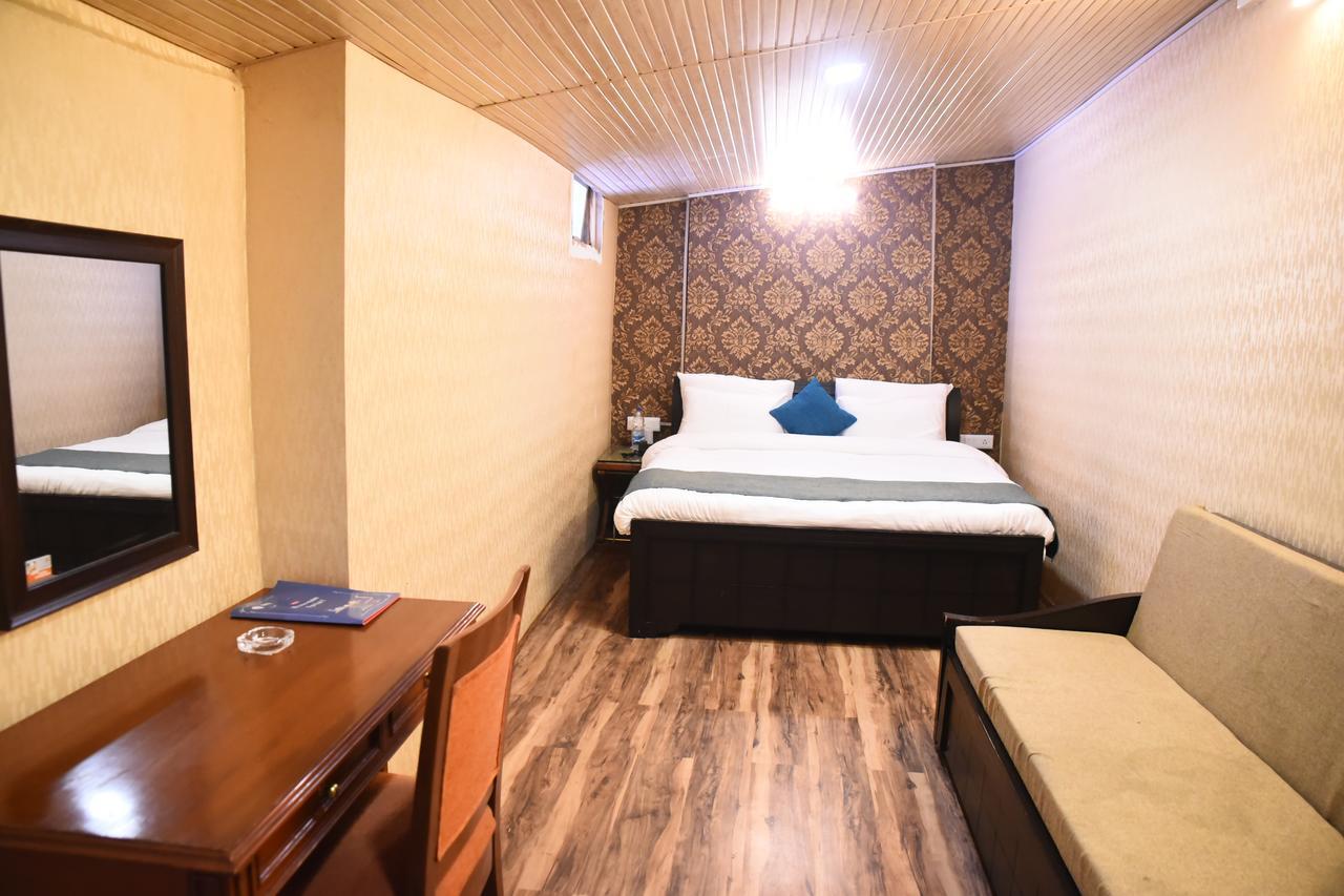 Hotel Skylark Nainital Exterior photo